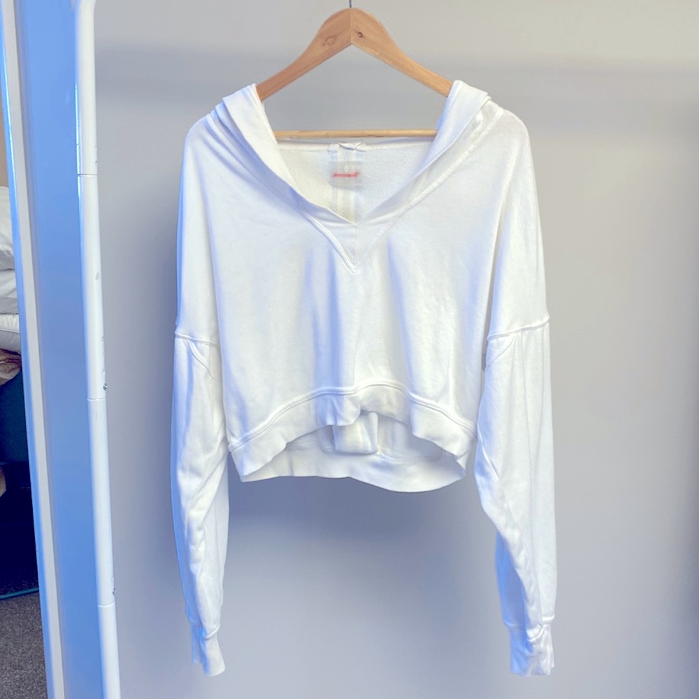 Free People Movement cropped hooded sweatshirt-size medium